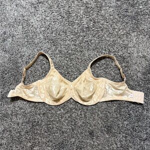 NWOT  Wacoal Bra 36DD Elegant Beige Lace